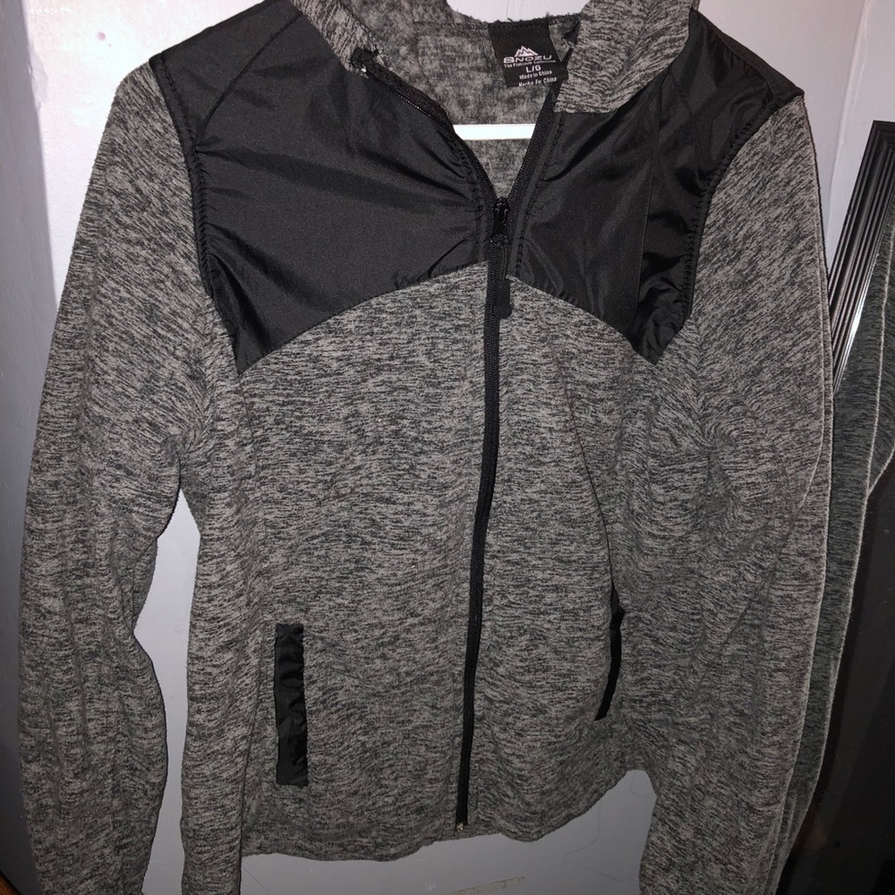 zip up jacket
